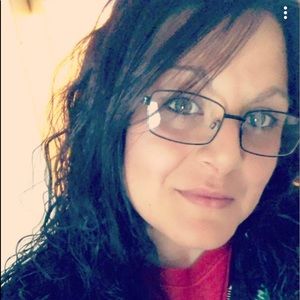 Meet your Posher, Shelly